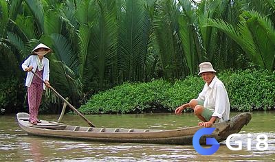 Ngủ mơ thấy ghe xuồng cho thấy bạn có thể gặp được những người bạn tốt và chân thành